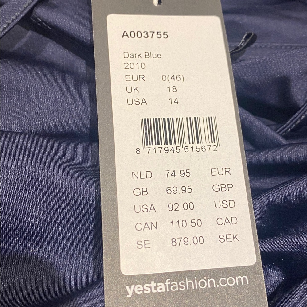 Yesta Navy Blue with hoodie pullover - Picture 8 of 10